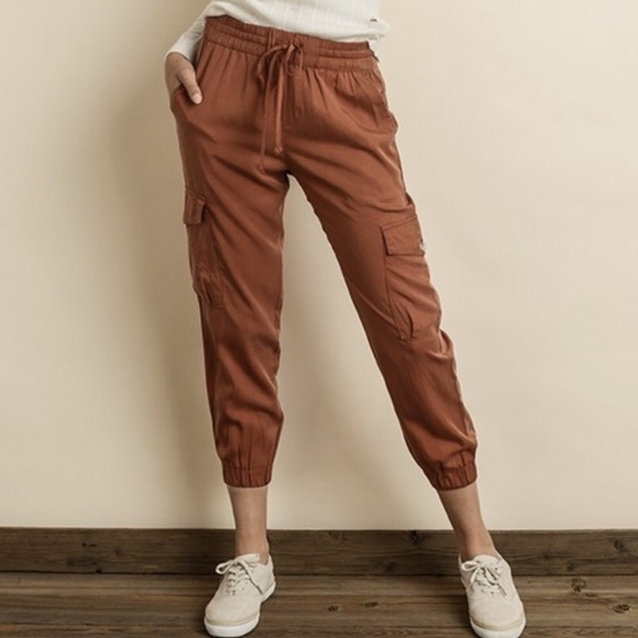 Pants - LOWEST Elsie Pocket Jogger Pants in Rust